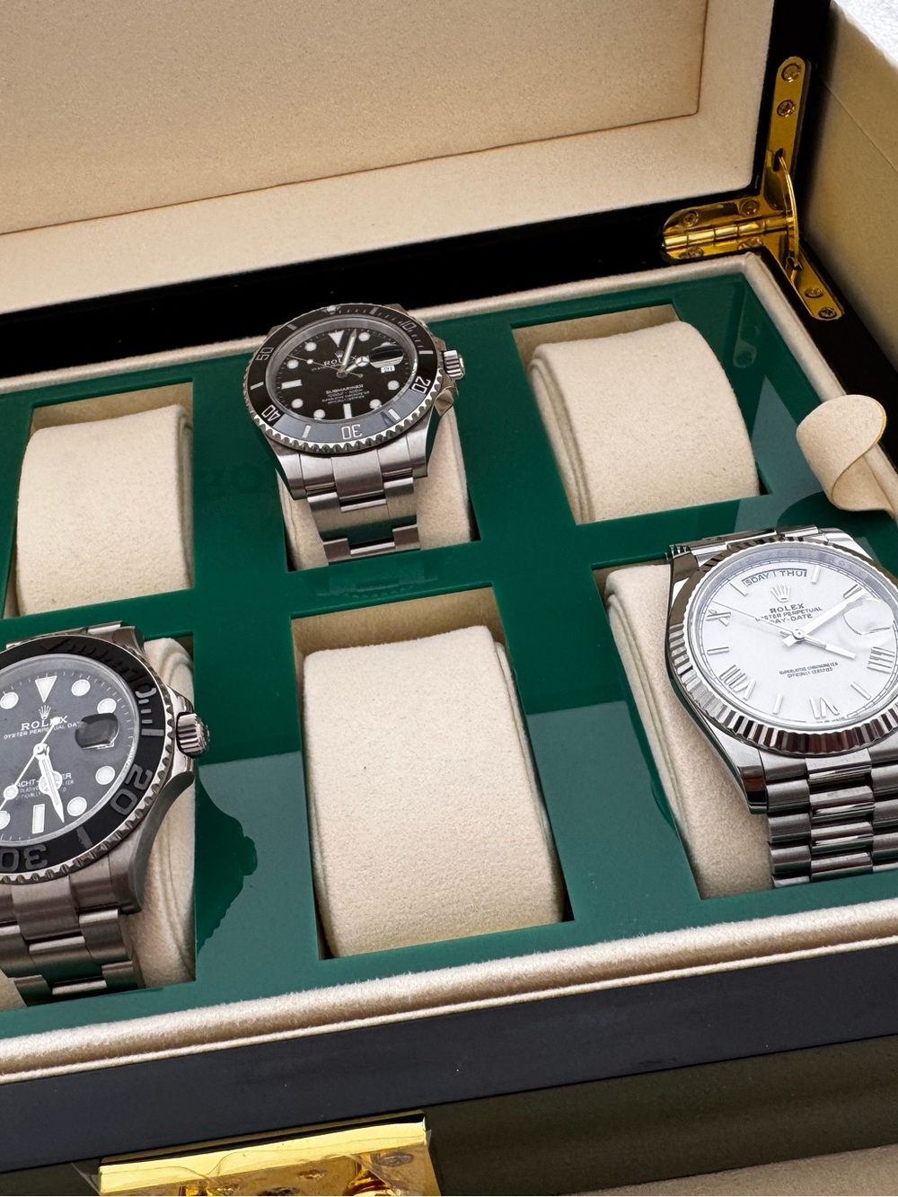 Rolex Green and Gold Watch Box - Luxury Storage Case for 8 timepieces - Picture 7 of 8